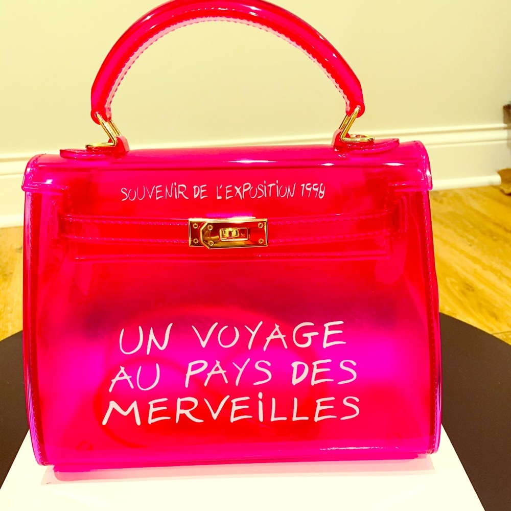 Brand new bag. Last few left. Selling out.
